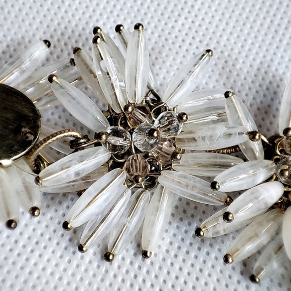 Talbots Matte Brass Tone Fireworks Firecracker Spikey Lucite Snowflake Bracelet - Picture 6 of 10